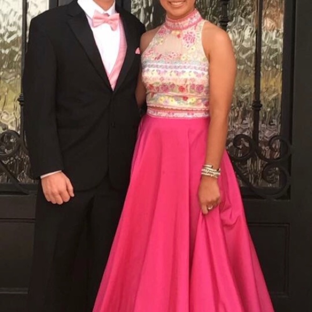 Sherri Hill Size 4.